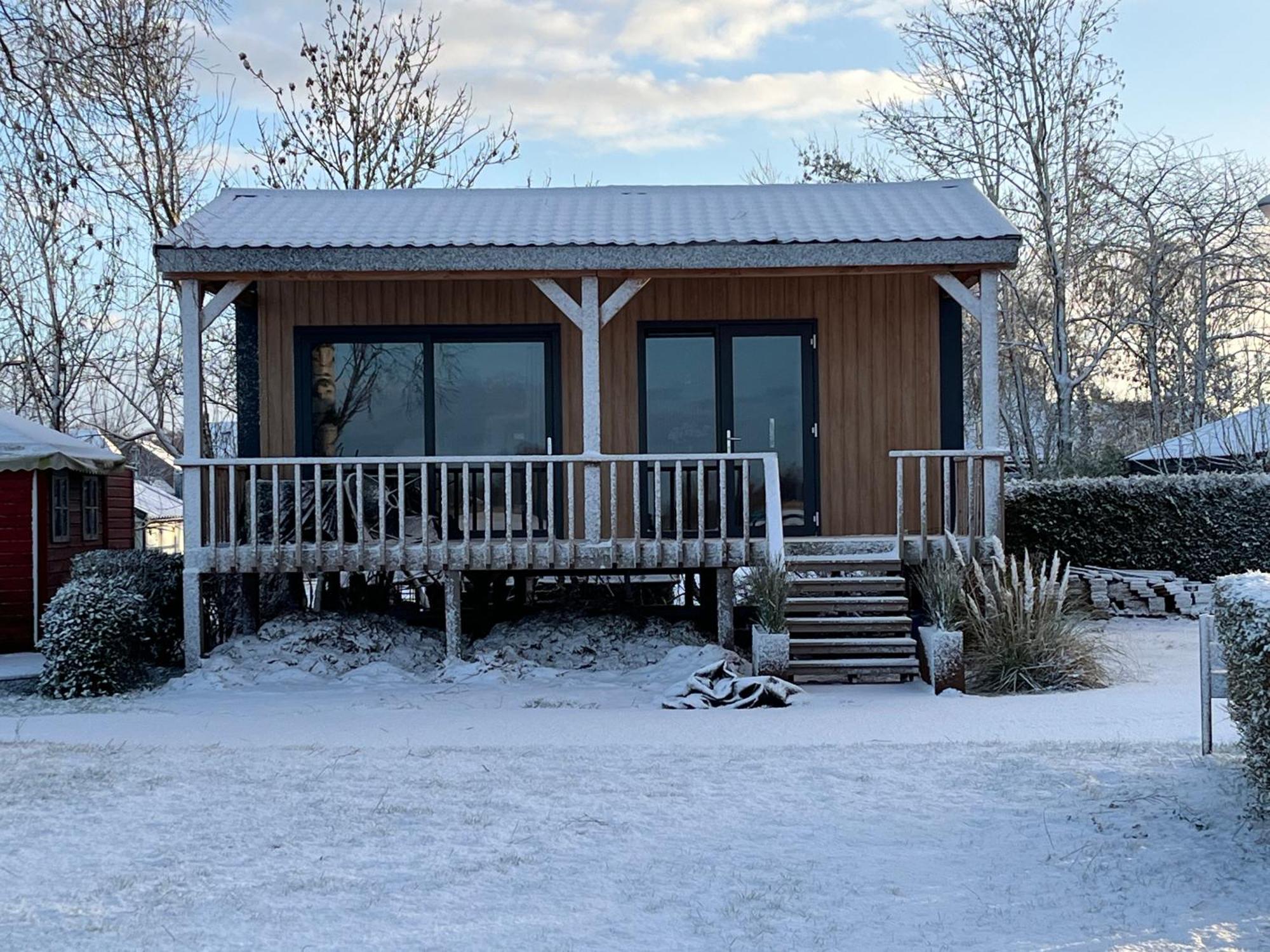 Camping Kleine Belterwijde, Wiede Lodge Met Uitzicht Over Het Water Extérieur photo